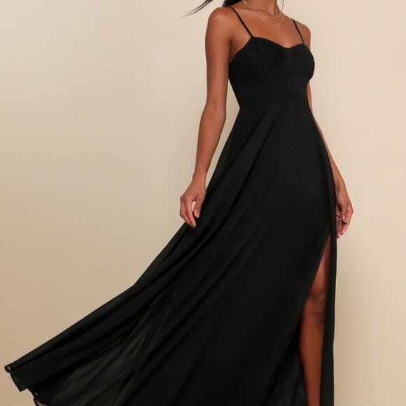 XS | Lulu's | NWT | Cause for Commotion Black Pleated Bustier Maxi Dress - Picture 1 of 10